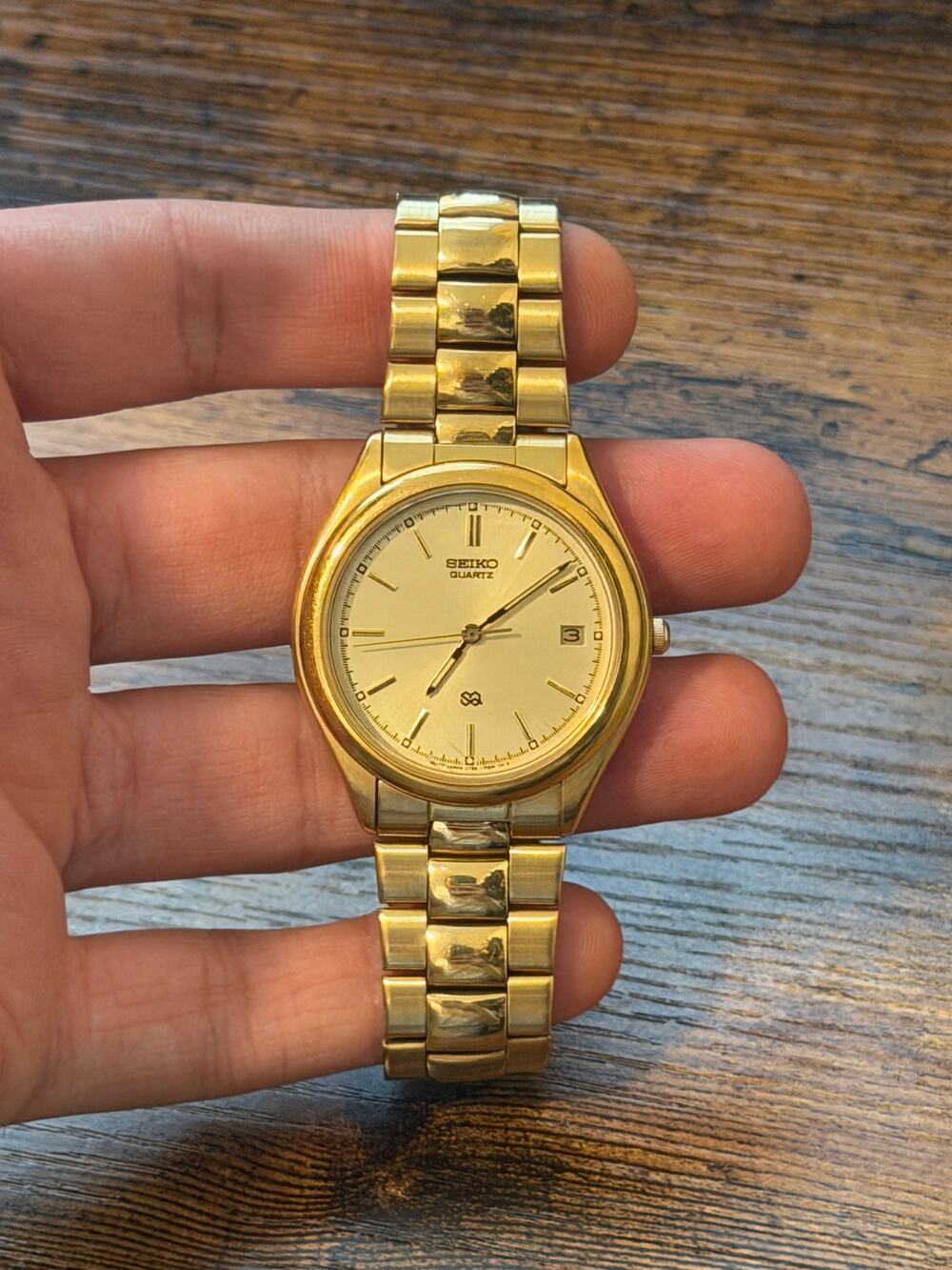 Seiko Quartz Gold Tone